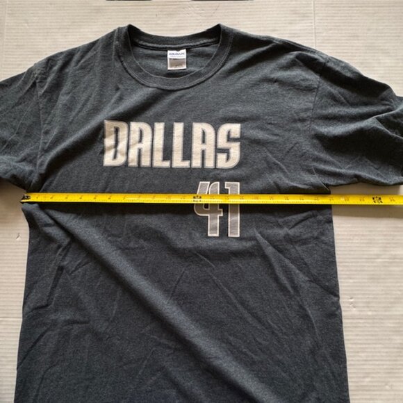 Dirk Nowitzki Dallas Mavericks NBA MVP #41 T-Shirt L Gray Adult vgt Graphic Tee - Picture 5 of 7